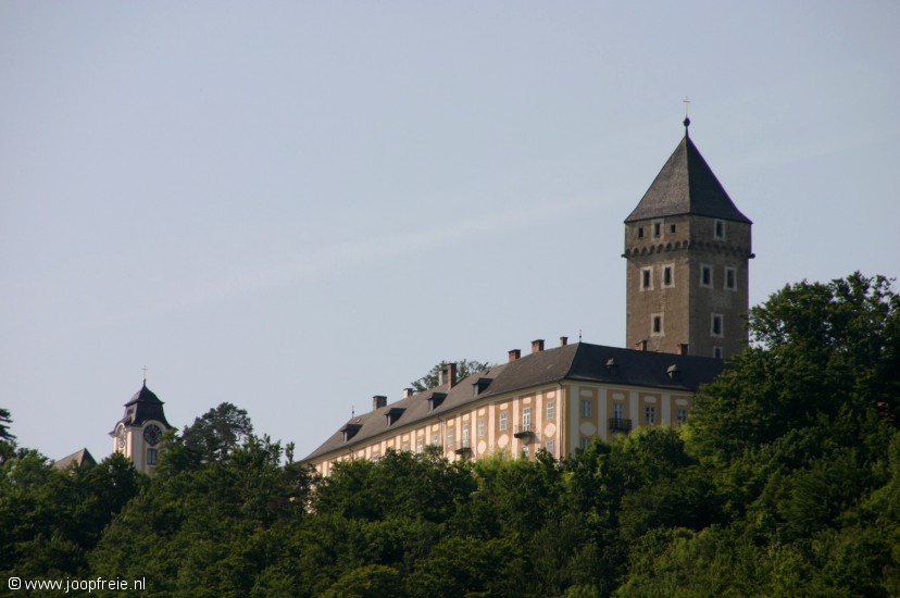 Slot Neuhaus bij Untermuhl